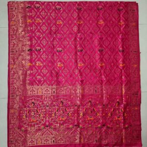 premium dola silk with gajraj & peacock design in pallu