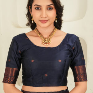 royal green jacquard saree with statement copper border