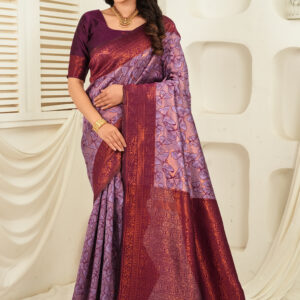 royal green jacquard saree with statement copper border