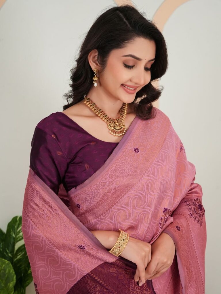 premium jacquard weave saree with contrast zari border