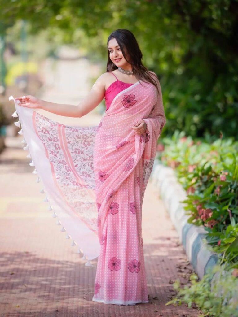 linen saree with pink flower design